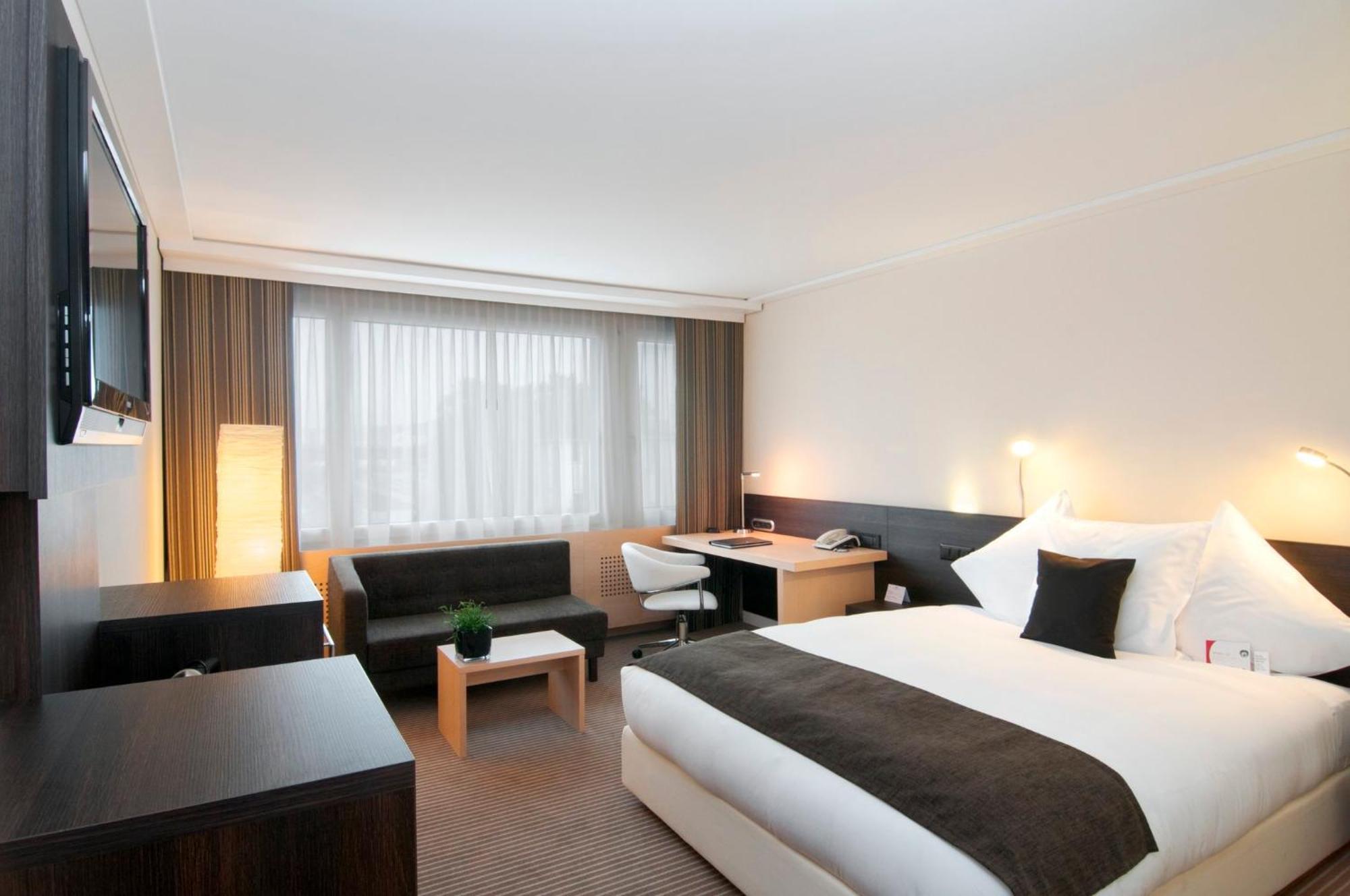 Crowne Plaza Zürich, an IHG Hotel Zewnętrze zdjęcie